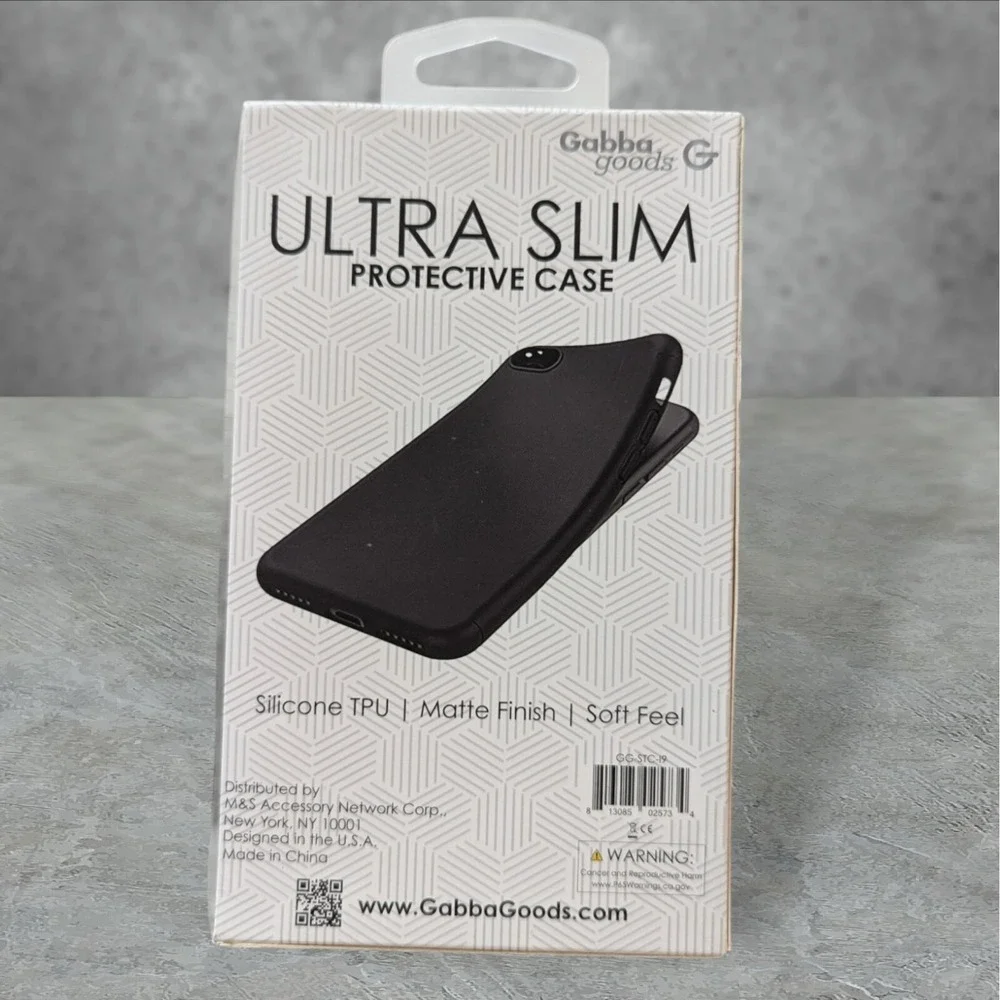 Q2. Gabba Goods Ultra Slim Protective Case‎ for Apple iPhone Xr - Black